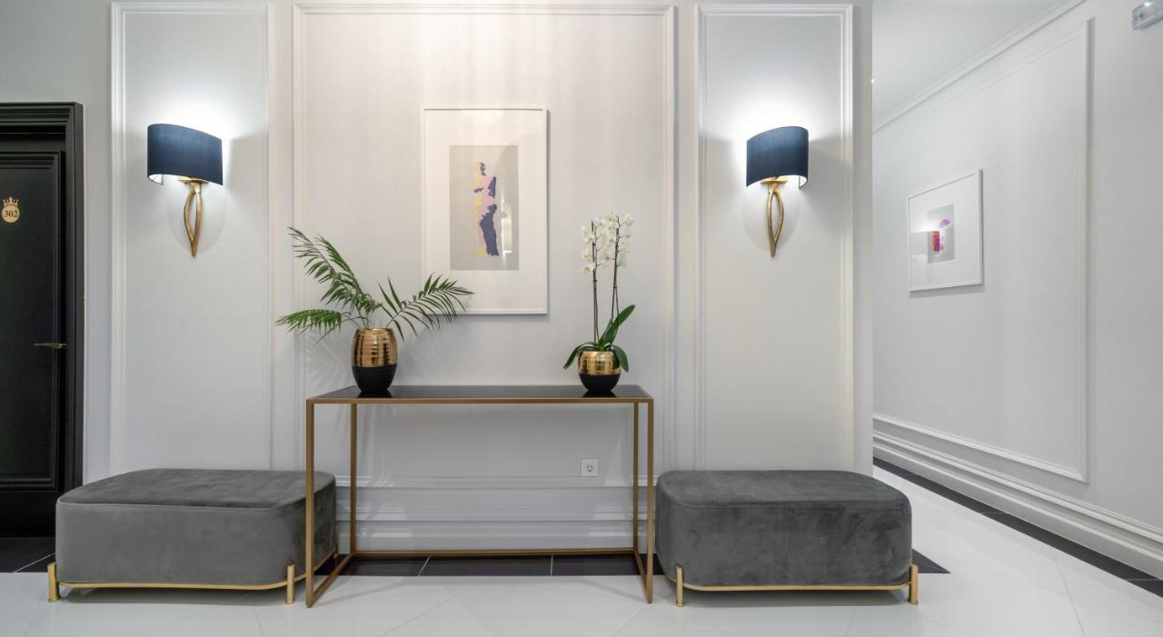 Praxitelous Luxury Suites Афины Экстерьер фото