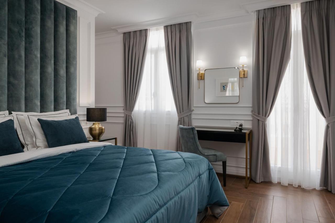 Praxitelous Luxury Suites Афины Экстерьер фото