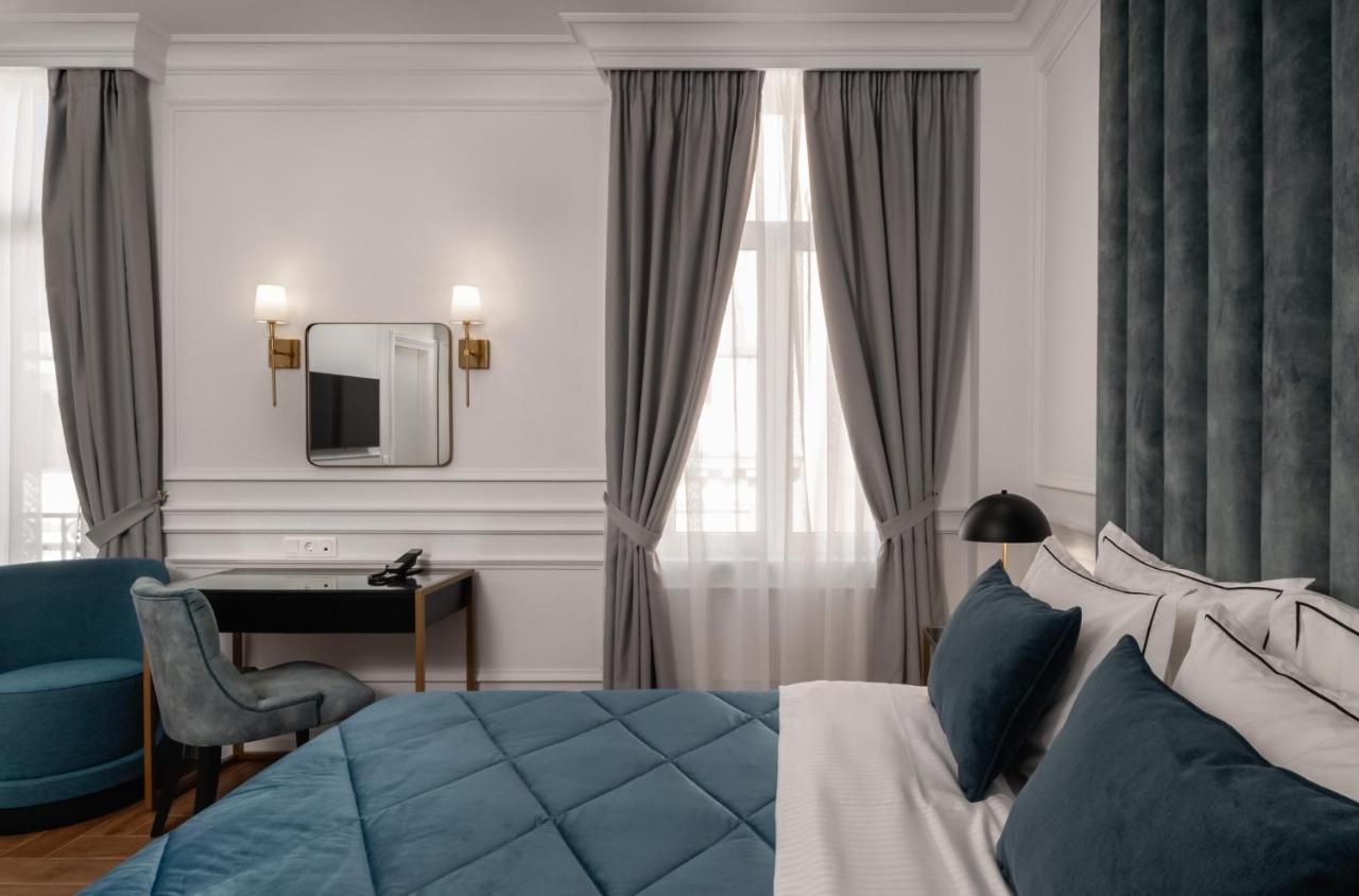 Praxitelous Luxury Suites Афины Экстерьер фото